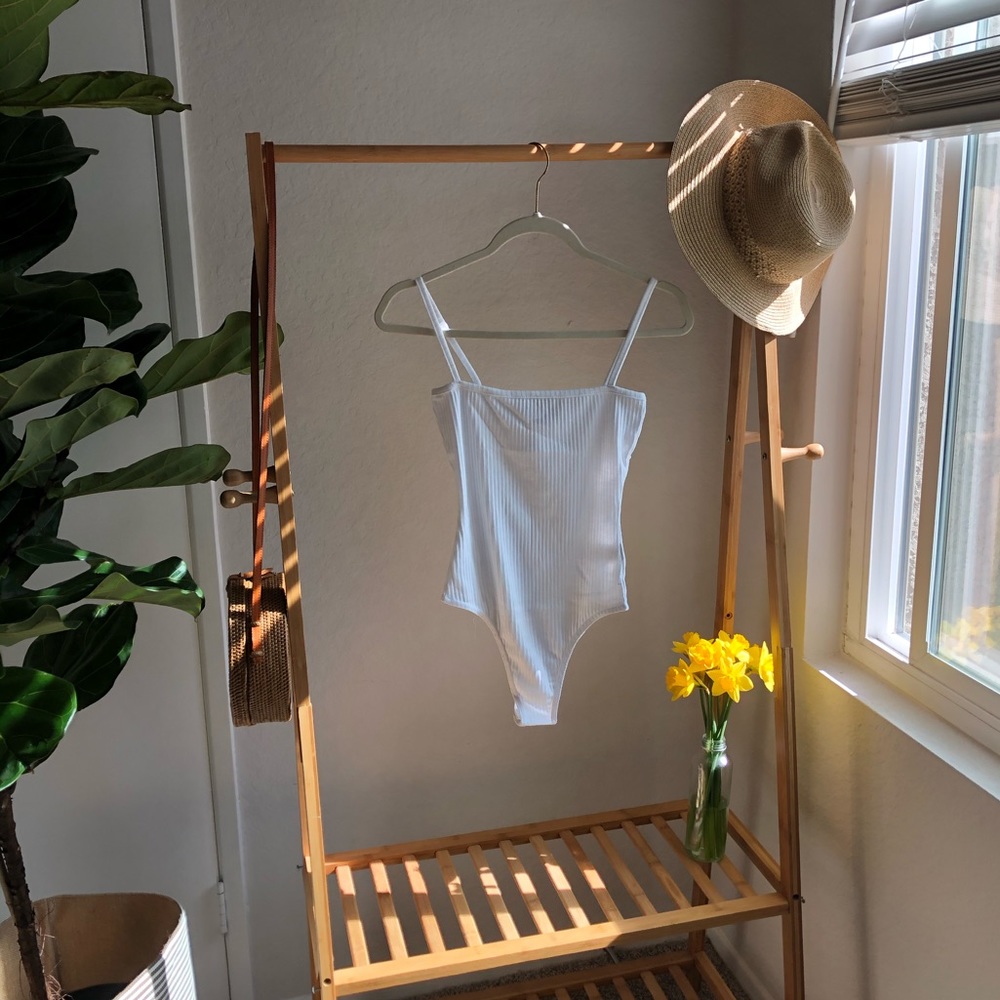 White straight neck rubbed bodysuit!